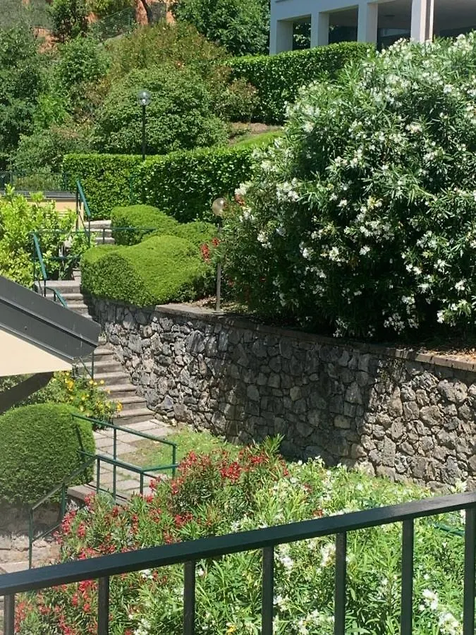 Apartment Il Terrazzo Sul Lago Varenna