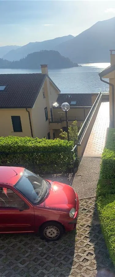 Lägenhet Il Terrazzo Sul Lago Varenna